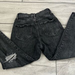 Arizona Jean Company Women's Dark Gray Skinny Jeans